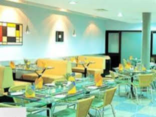 公路花园酒店 Kochi 外观 照片